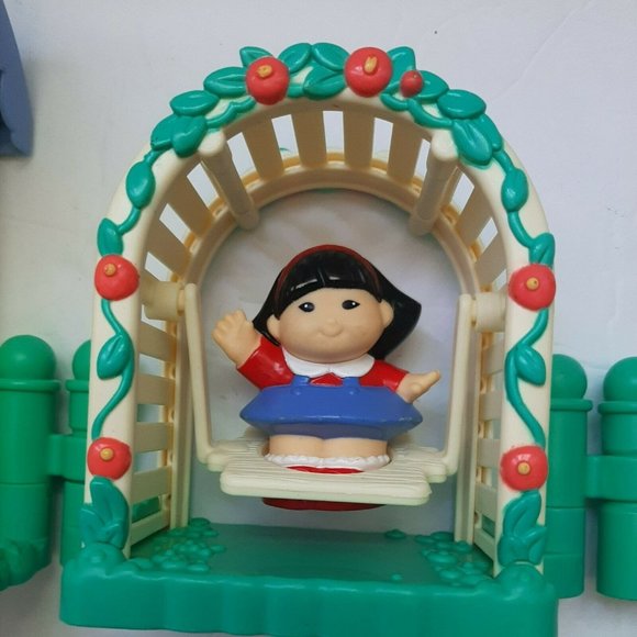 Lot of 16 Fisher Price Little People Village Pieces Ice Cream - Picture 10 of 12